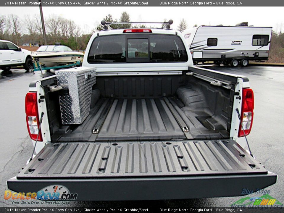 2014 Nissan Frontier Pro-4X Crew Cab 4x4 Glacier White / Pro-4X Graphite/Steel Photo #14