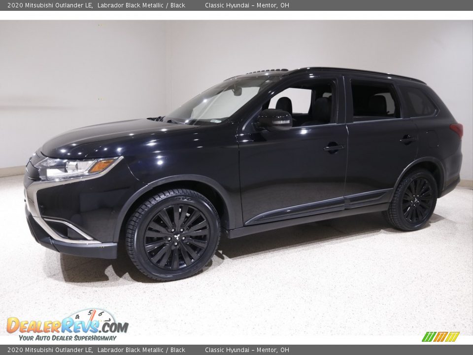 2020 Mitsubishi Outlander LE Labrador Black Metallic / Black Photo #3