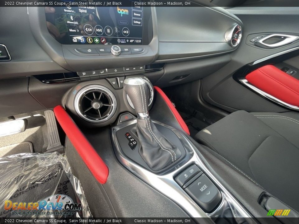 2022 Chevrolet Camaro SS Coupe Shifter Photo #14