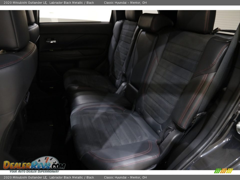 2020 Mitsubishi Outlander LE Labrador Black Metallic / Black Photo #18