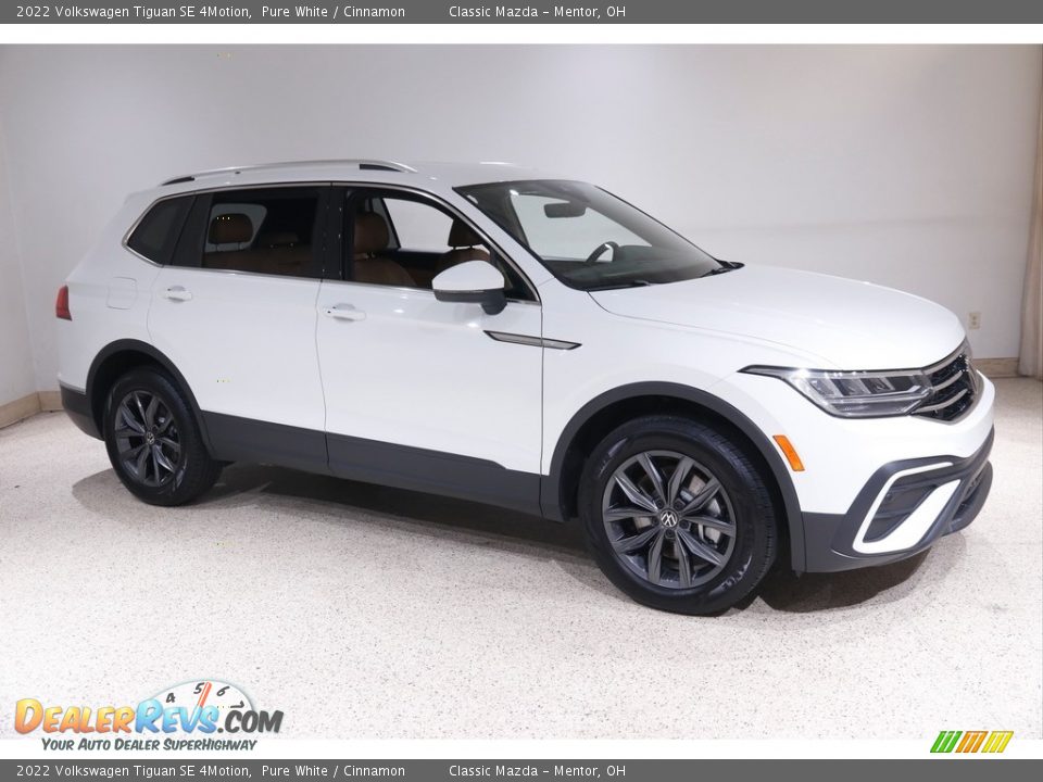 2022 Volkswagen Tiguan SE 4Motion Pure White / Cinnamon Photo #1