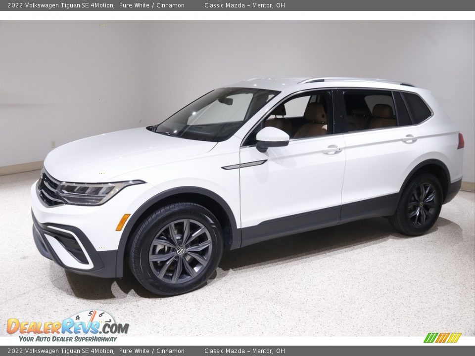 2022 Volkswagen Tiguan SE 4Motion Pure White / Cinnamon Photo #3