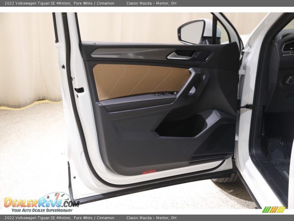 2022 Volkswagen Tiguan SE 4Motion Pure White / Cinnamon Photo #4
