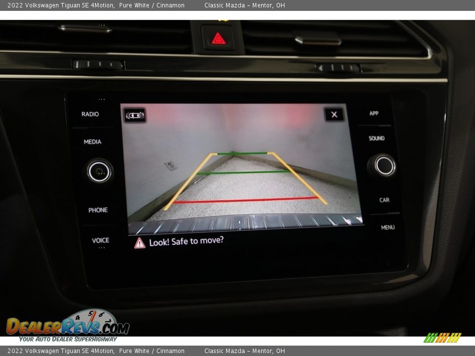 2022 Volkswagen Tiguan SE 4Motion Pure White / Cinnamon Photo #12
