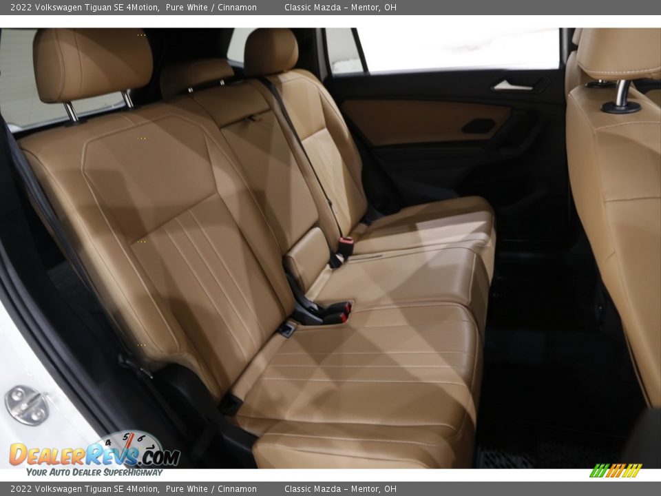 2022 Volkswagen Tiguan SE 4Motion Pure White / Cinnamon Photo #16