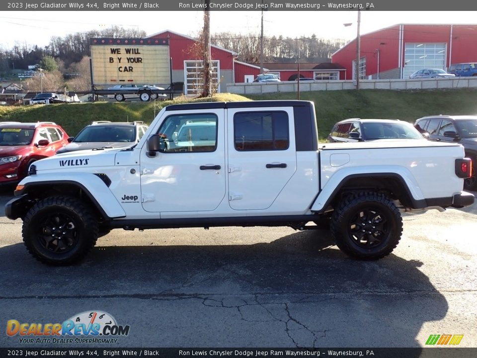 2023 Jeep Gladiator Willys 4x4 Bright White / Black Photo #2