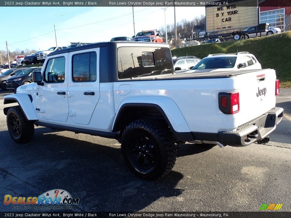 2023 Jeep Gladiator Willys 4x4 Bright White / Black Photo #3