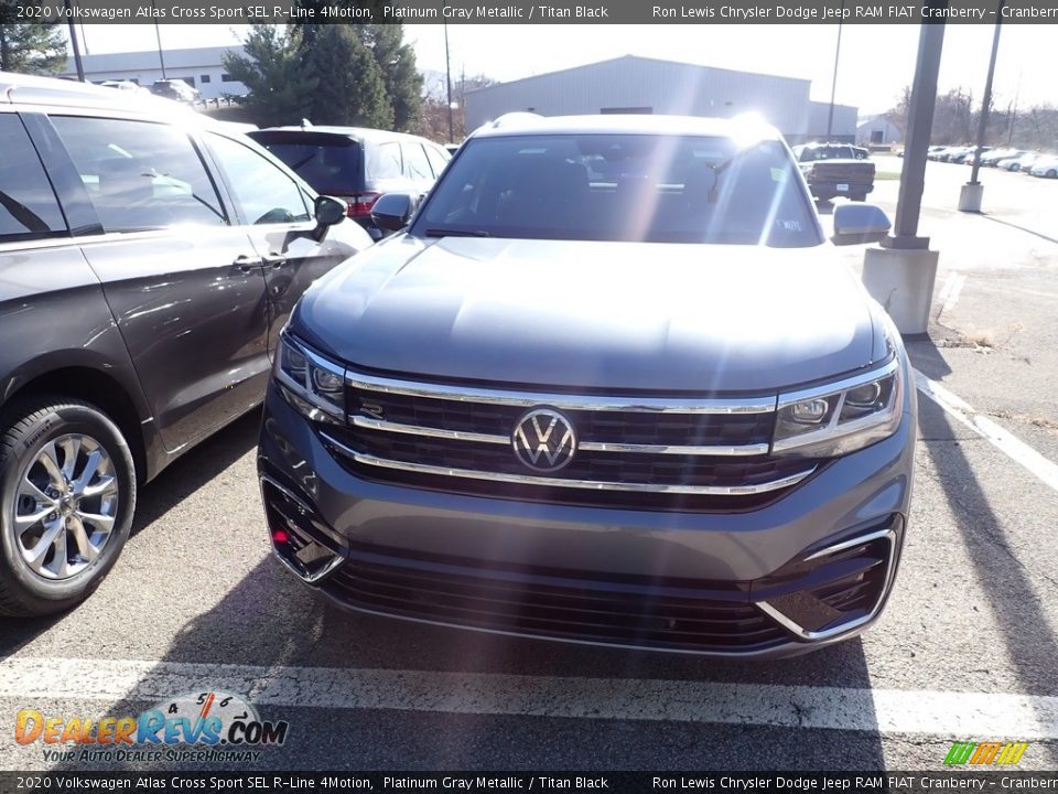 2020 Volkswagen Atlas Cross Sport SEL R-Line 4Motion Platinum Gray Metallic / Titan Black Photo #2