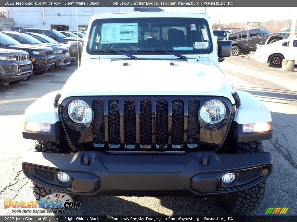 2023 Jeep Gladiator Willys 4x4 Bright White / Black Photo #9