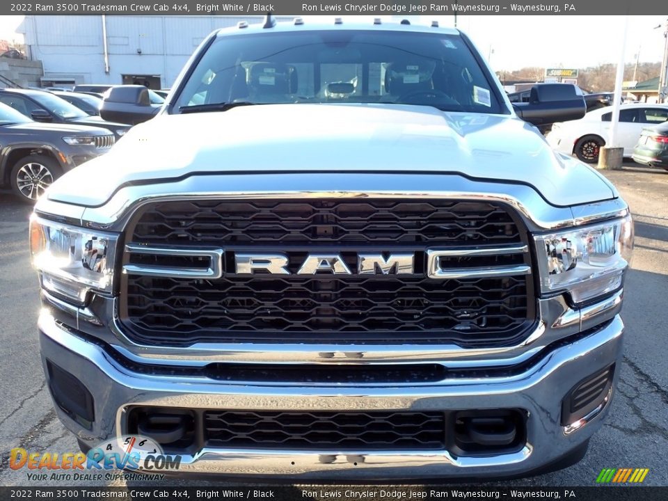 2022 Ram 3500 Tradesman Crew Cab 4x4 Bright White / Black Photo #8