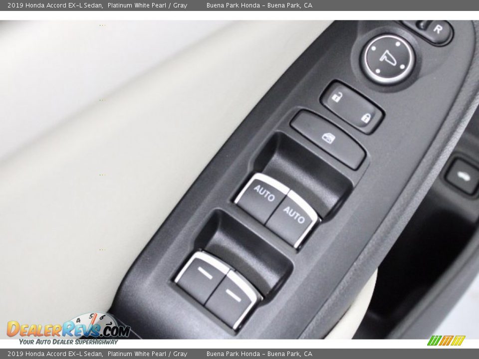 2019 Honda Accord EX-L Sedan Platinum White Pearl / Gray Photo #9