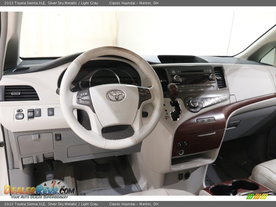 2013 Toyota Sienna XLE Silver Sky Metallic / Light Gray Photo #6