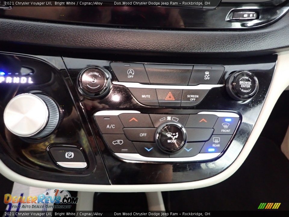 2021 Chrysler Voyager LXI Bright White / Cognac/Alloy Photo #19