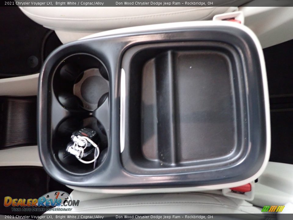 2021 Chrysler Voyager LXI Bright White / Cognac/Alloy Photo #21