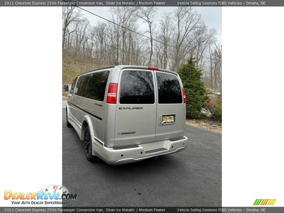 2021 Chevrolet Express 2500 Passenger Conversion Van Silver Ice Metallic / Medium Pewter Photo #16