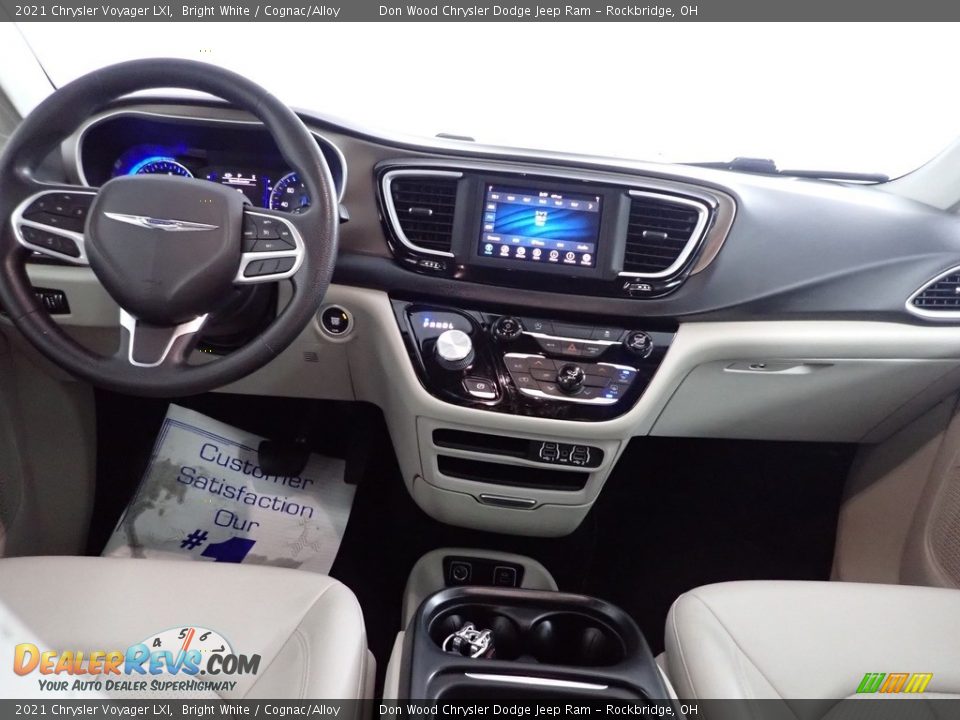 2021 Chrysler Voyager LXI Bright White / Cognac/Alloy Photo #26
