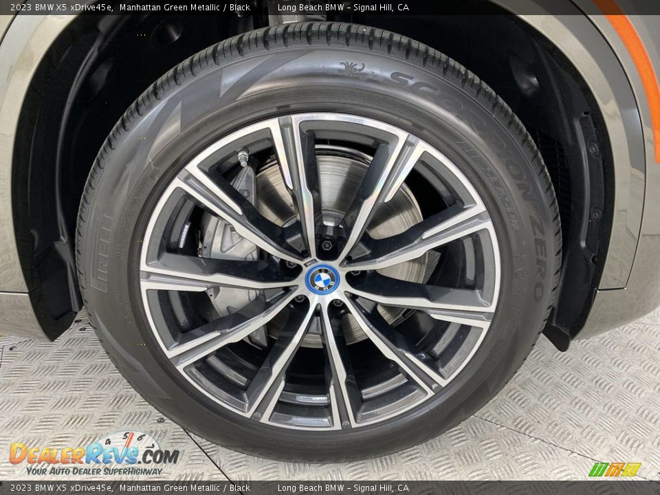 2023 BMW X5 xDrive45e Wheel Photo #3