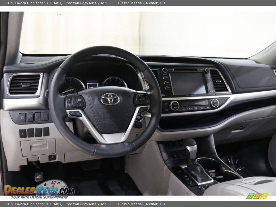 2019 Toyota Highlander XLE AWD Predawn Gray Mica / Ash Photo #6