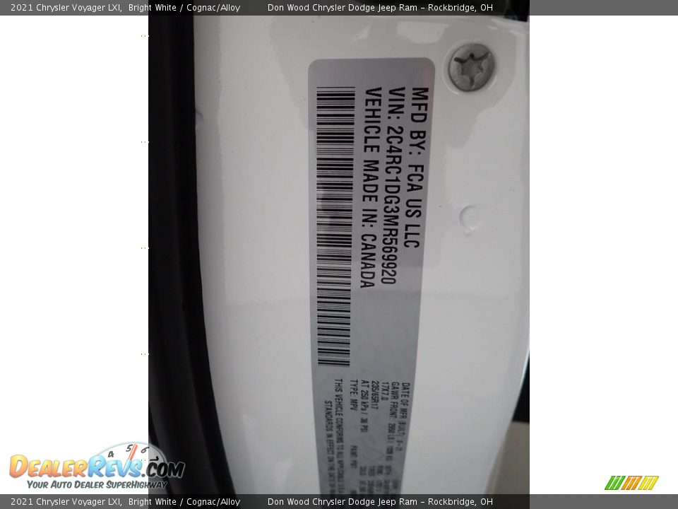 2021 Chrysler Voyager LXI Bright White / Cognac/Alloy Photo #34