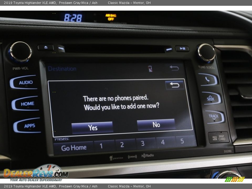 2019 Toyota Highlander XLE AWD Predawn Gray Mica / Ash Photo #11