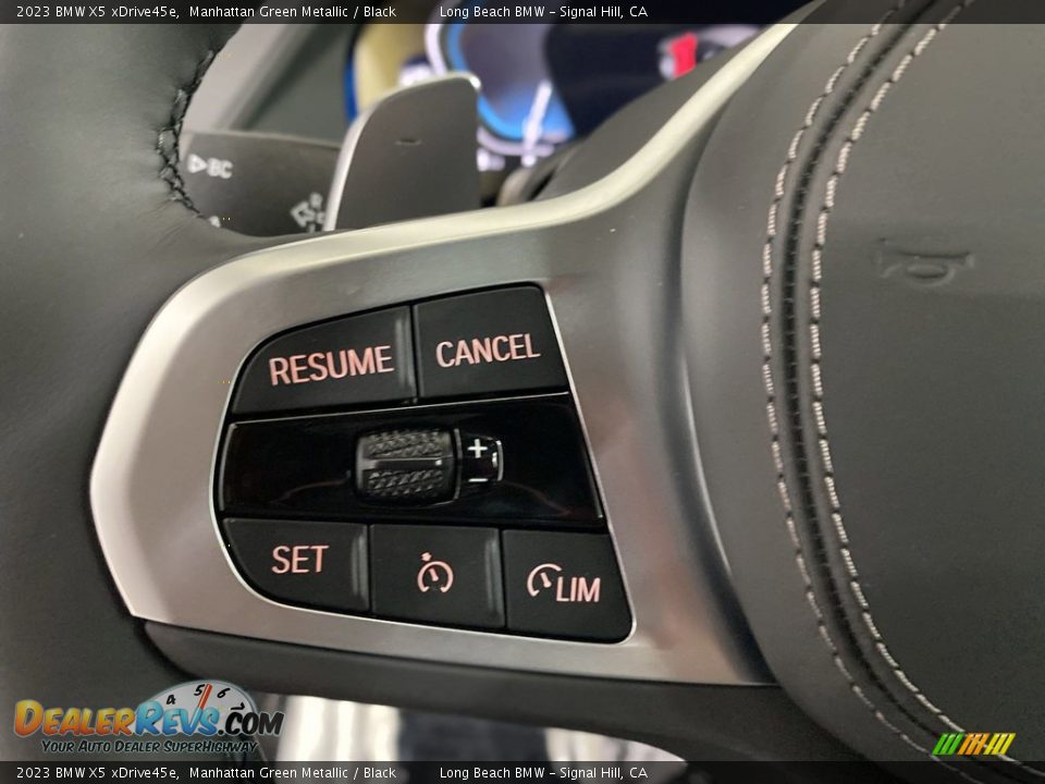 2023 BMW X5 xDrive45e Steering Wheel Photo #15