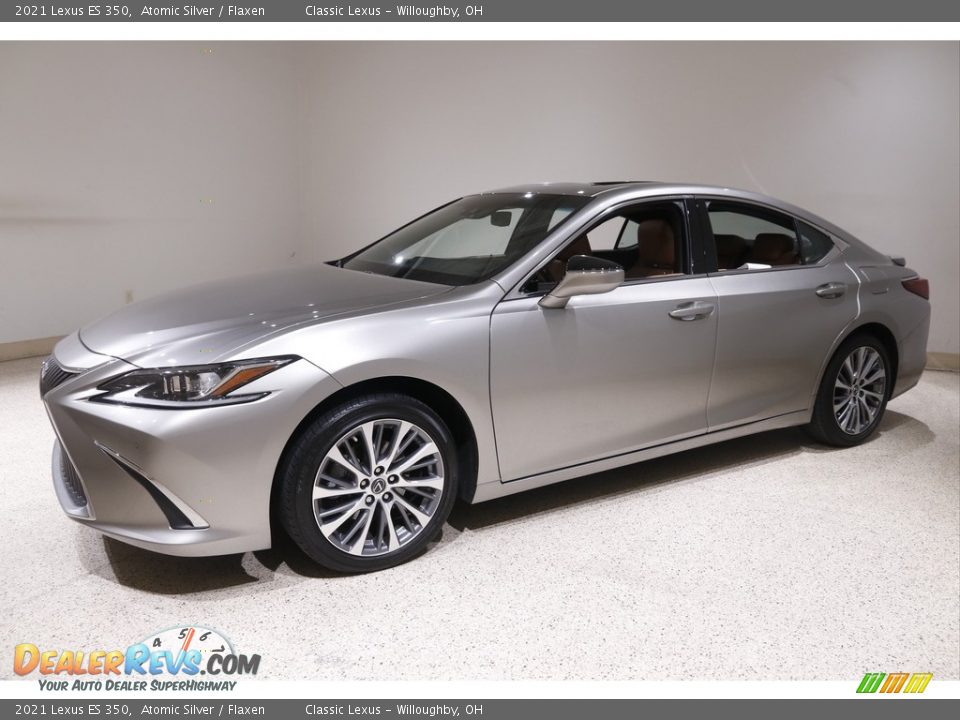 Front 3/4 View of 2021 Lexus ES 350 Photo #3