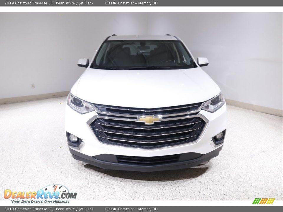 2019 Chevrolet Traverse LT Pearl White / Jet Black Photo #2