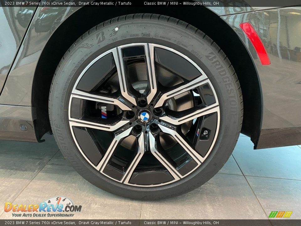 2023 BMW 7 Series 760i xDrive Sedan Wheel Photo #3