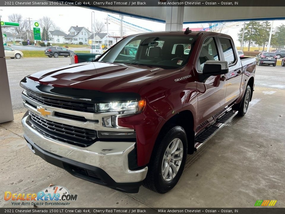 2021 Chevrolet Silverado 1500 LT Crew Cab 4x4 Cherry Red Tintcoat / Jet Black Photo #2