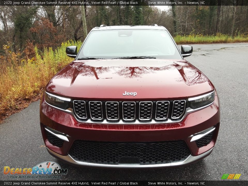 2022 Jeep Grand Cherokee Summit Reserve 4XE Hybrid Velvet Red Pearl / Global Black Photo #3