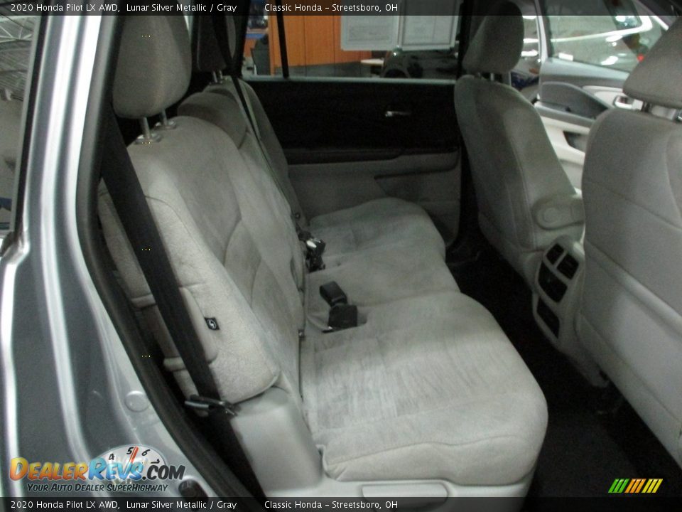 2020 Honda Pilot LX AWD Lunar Silver Metallic / Gray Photo #19
