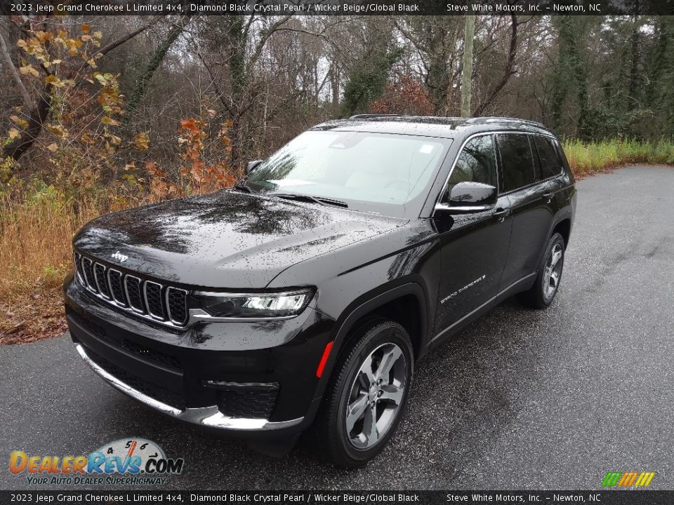 2023 Jeep Grand Cherokee L Limited 4x4 Diamond Black Crystal Pearl / Wicker Beige/Global Black Photo #2