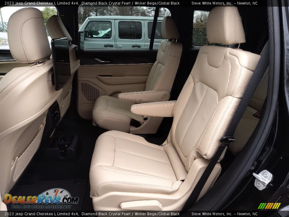 Rear Seat of 2023 Jeep Grand Cherokee L Limited 4x4 Photo #12