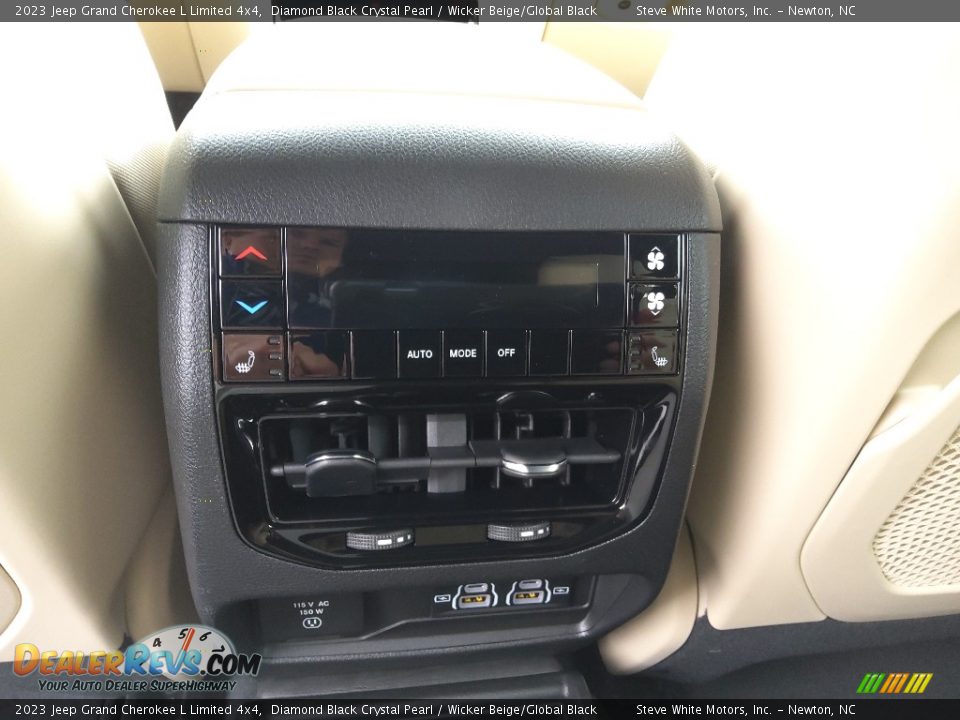 2023 Jeep Grand Cherokee L Limited 4x4 Diamond Black Crystal Pearl / Wicker Beige/Global Black Photo #14
