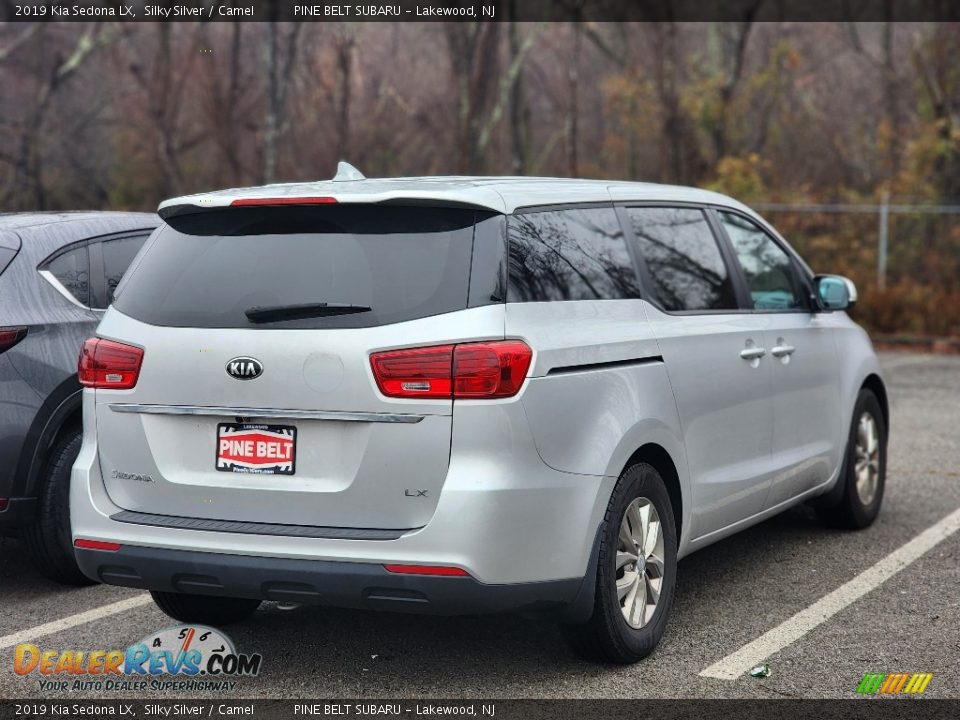 2019 Kia Sedona LX Silky Silver / Camel Photo #9