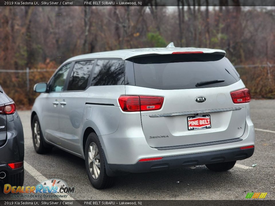 2019 Kia Sedona LX Silky Silver / Camel Photo #11