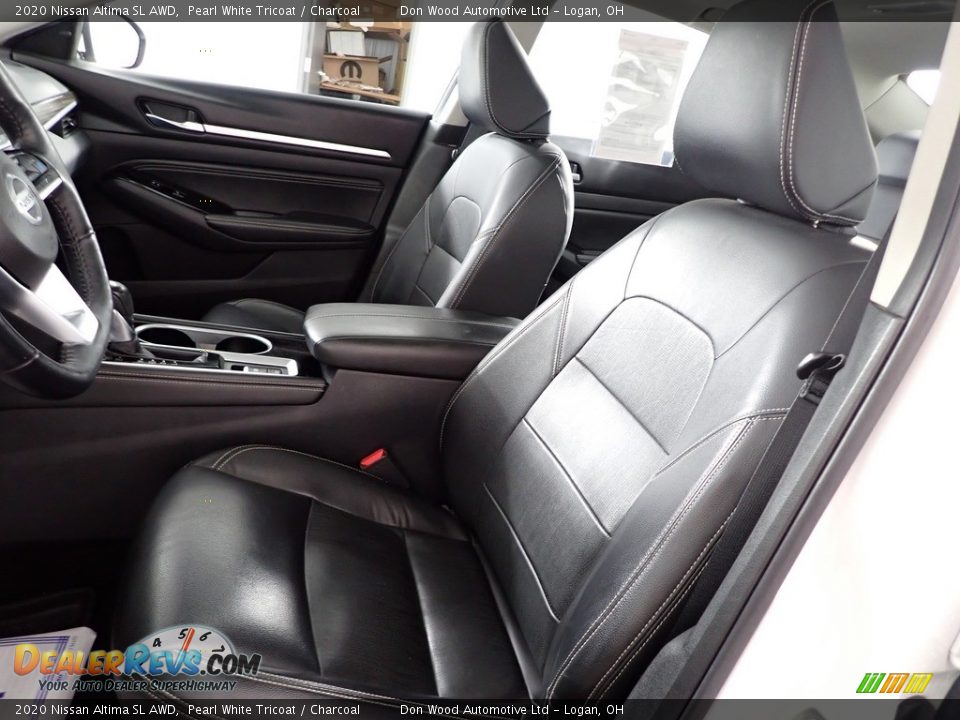 2020 Nissan Altima SL AWD Pearl White Tricoat / Charcoal Photo #16