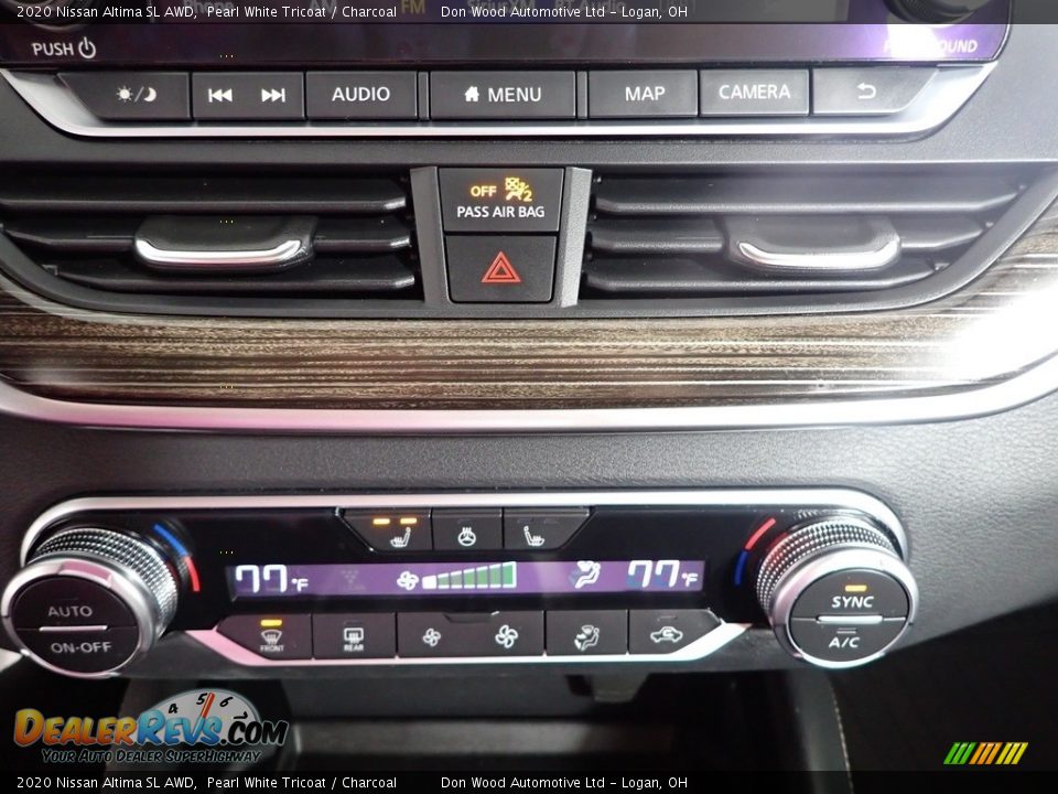 2020 Nissan Altima SL AWD Pearl White Tricoat / Charcoal Photo #21