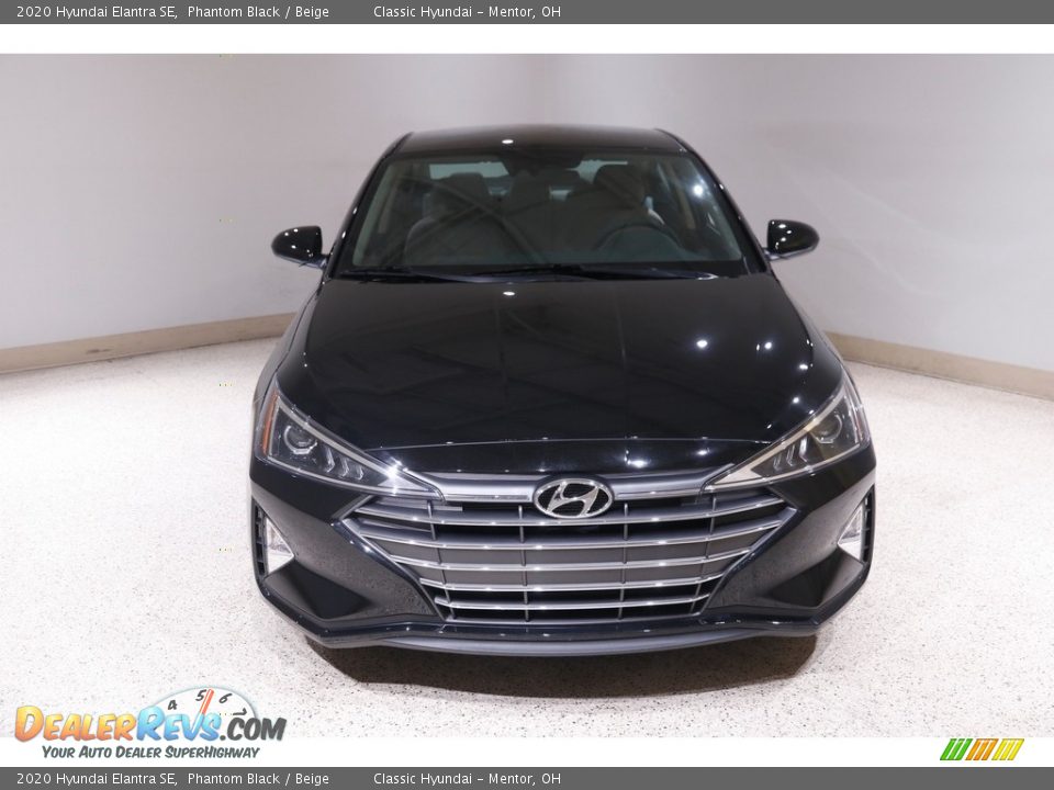 2020 Hyundai Elantra SE Phantom Black / Beige Photo #2