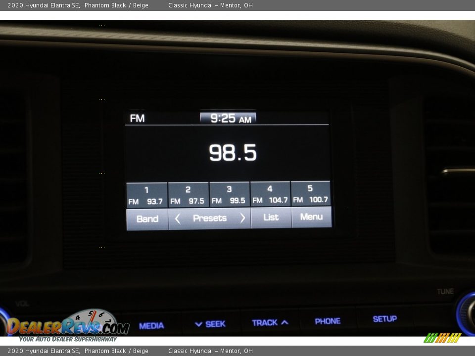 2020 Hyundai Elantra SE Phantom Black / Beige Photo #9
