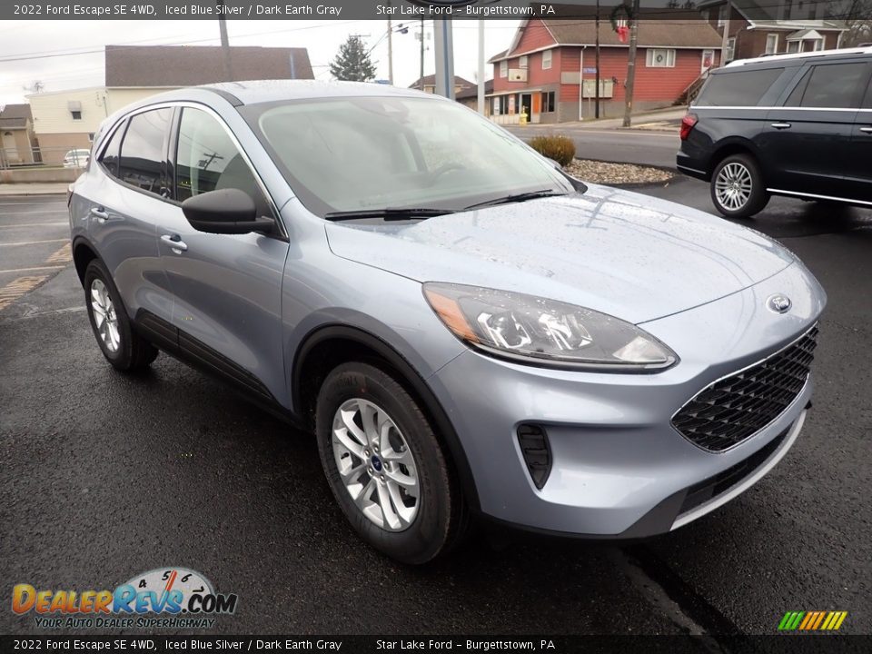 Front 3/4 View of 2022 Ford Escape SE 4WD Photo #7