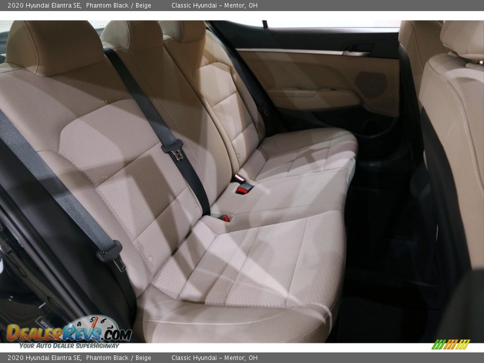 2020 Hyundai Elantra SE Phantom Black / Beige Photo #15