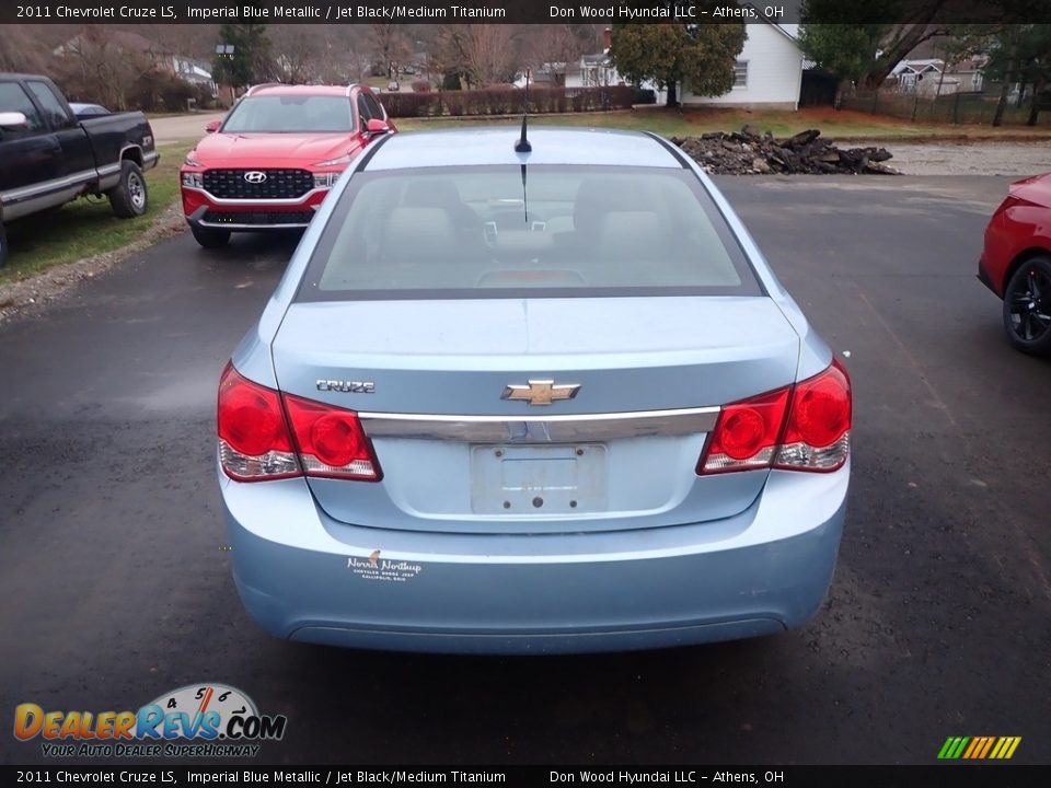 2011 Chevrolet Cruze LS Imperial Blue Metallic / Jet Black/Medium Titanium Photo #9