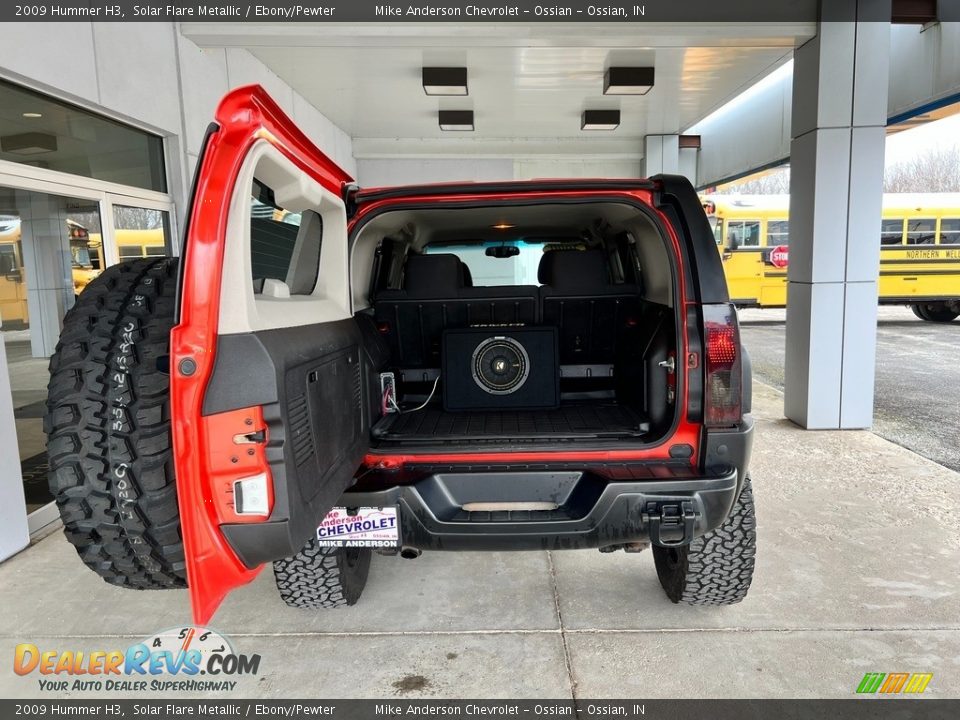 2009 Hummer H3 Solar Flare Metallic / Ebony/Pewter Photo #9