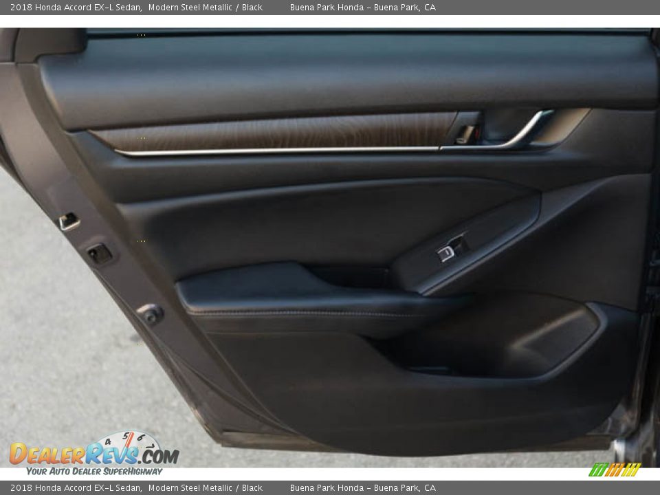 2018 Honda Accord EX-L Sedan Modern Steel Metallic / Black Photo #32