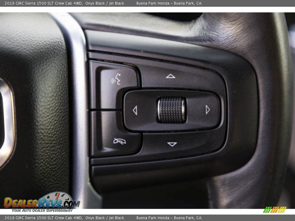 2019 GMC Sierra 1500 SLT Crew Cab 4WD Steering Wheel Photo #16