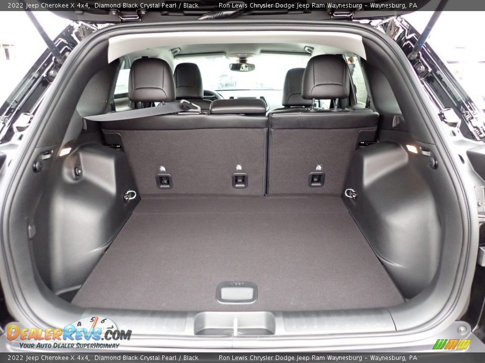 2022 Jeep Cherokee X 4x4 Trunk Photo #5