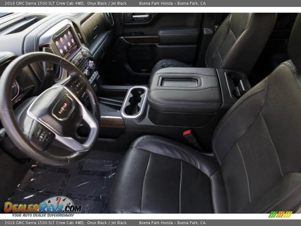 Front Seat of 2019 GMC Sierra 1500 SLT Crew Cab 4WD Photo #20