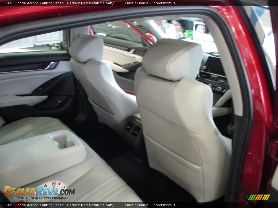 2020 Honda Accord Touring Sedan Radiant Red Metallic / Ivory Photo #20