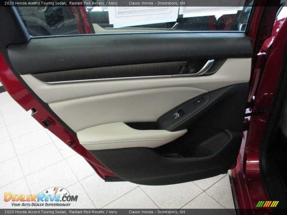 2020 Honda Accord Touring Sedan Radiant Red Metallic / Ivory Photo #22